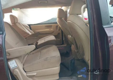 2015 Kia Sedona Lx z USA, uszkodzony, nr VIN KNDMB5C18F6024162